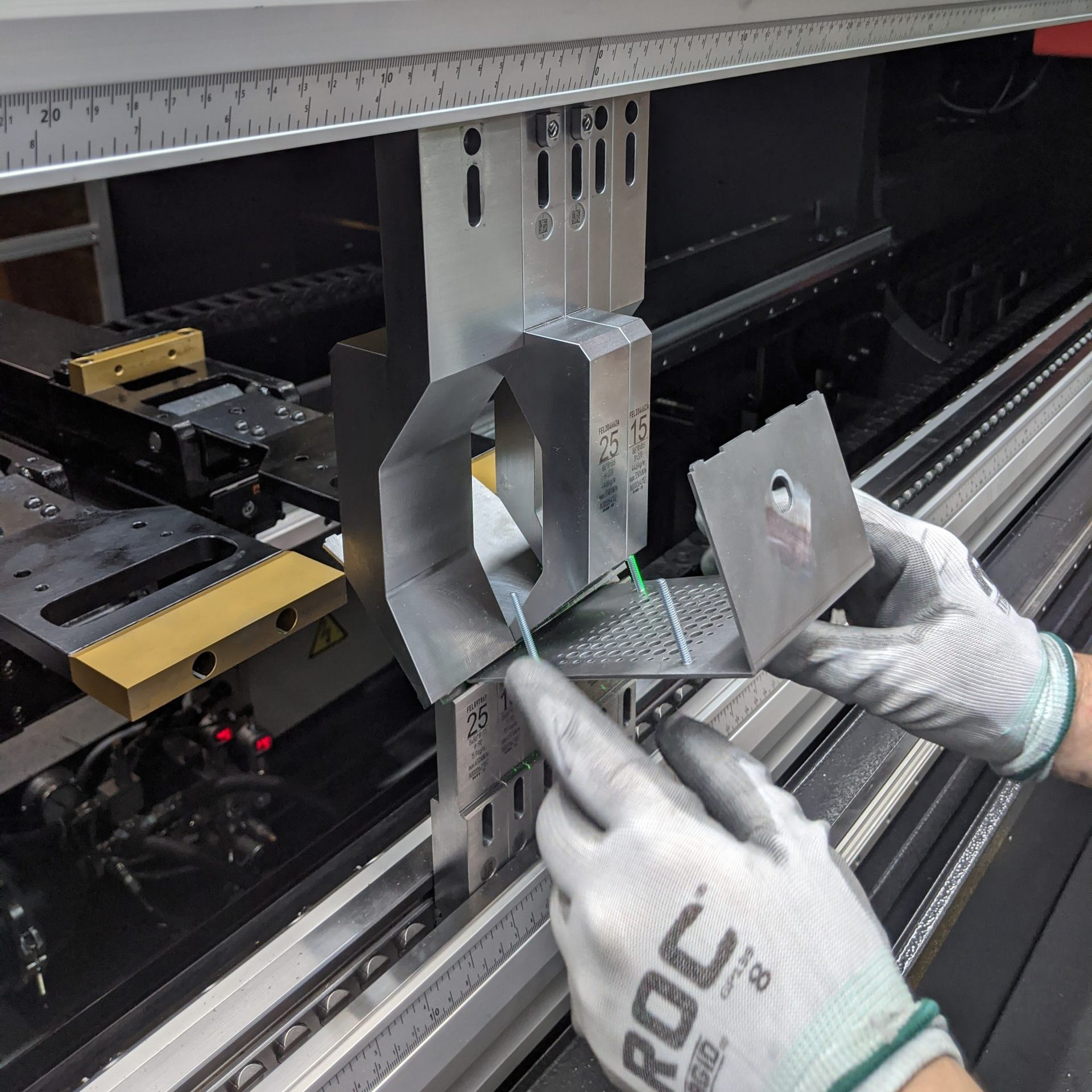 cnc forming